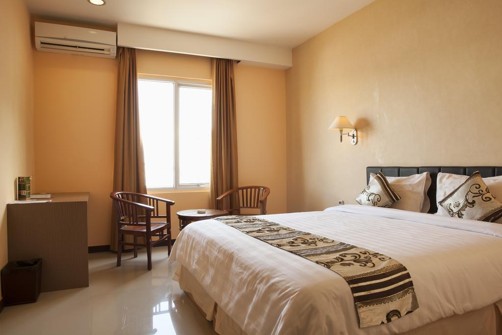 Borneo Emerald Hotel Ketapang  Zimmer foto