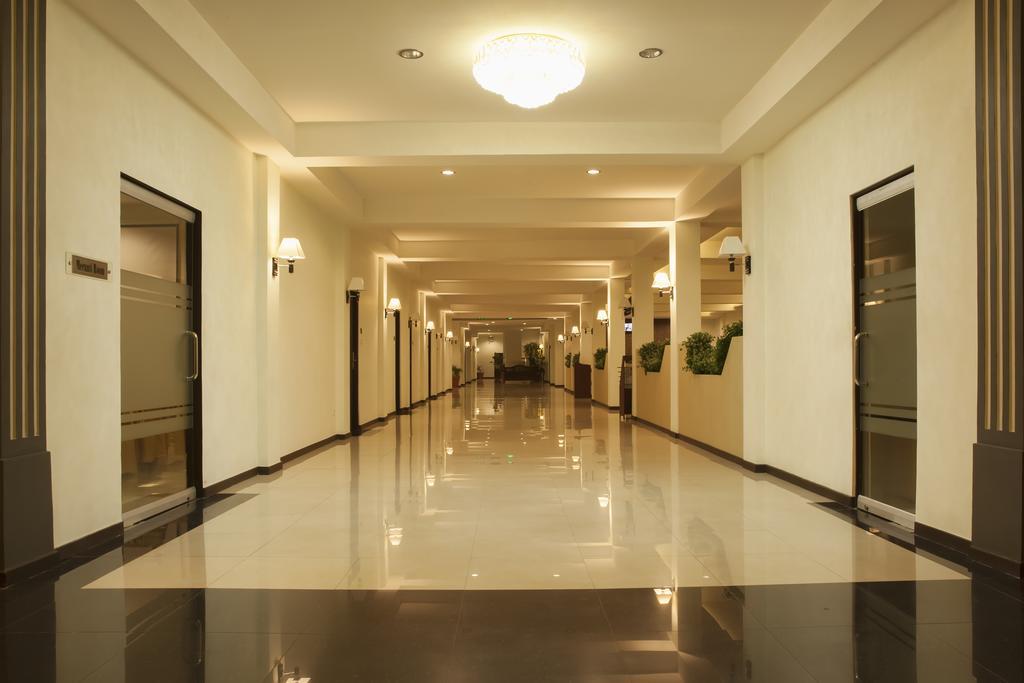 Borneo Emerald Hotel Ketapang  Exterior foto